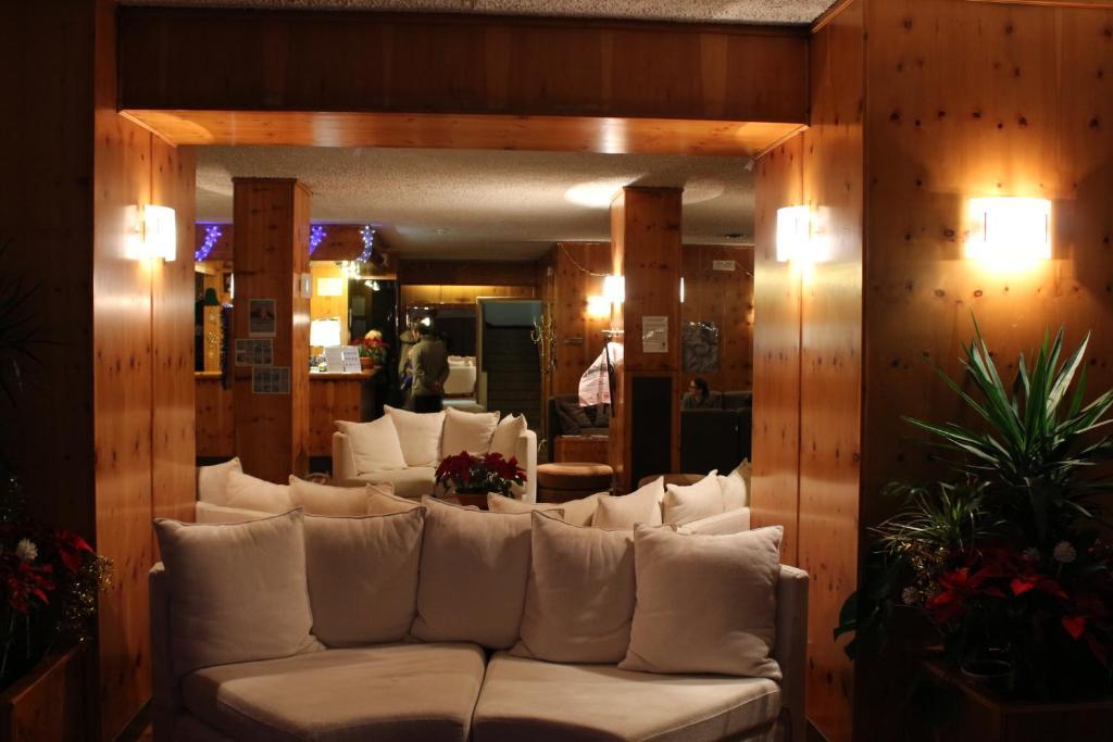 Hotel Nazionale ボルミオ エクステリア 写真