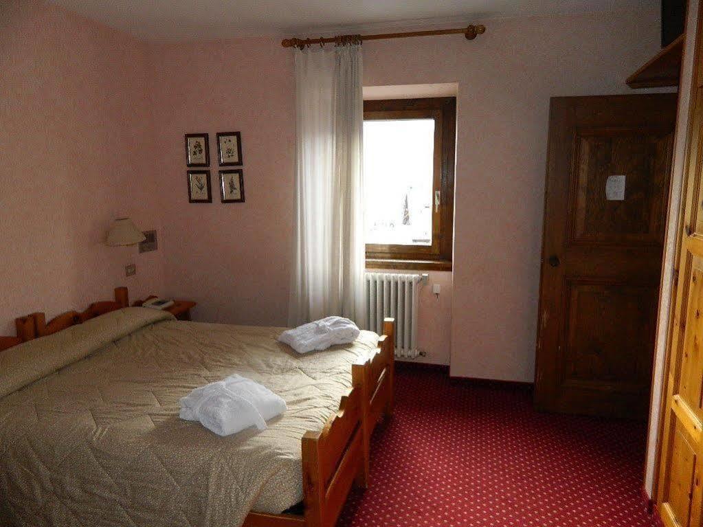Hotel Nazionale ボルミオ エクステリア 写真